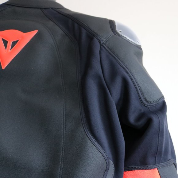 Dainese Intrepida perforated leather jacket - Picture 8 of 16